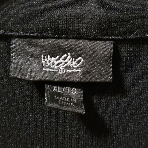 2/$15🦇 zippy blazer - Picture 2 of 3